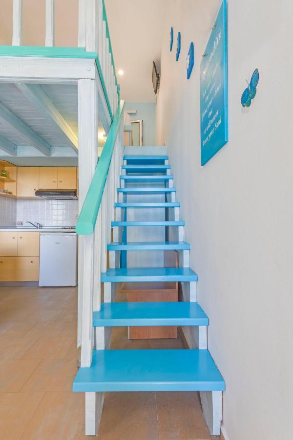Mare Front Apartment *