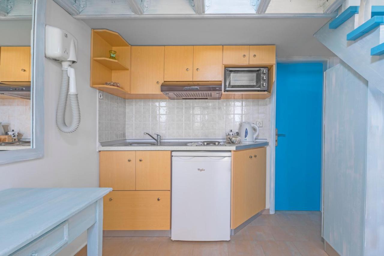 Mare Front Apartment Haraki